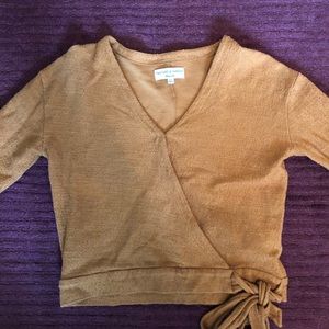 Long sleeve burnt orange Madewell shirt